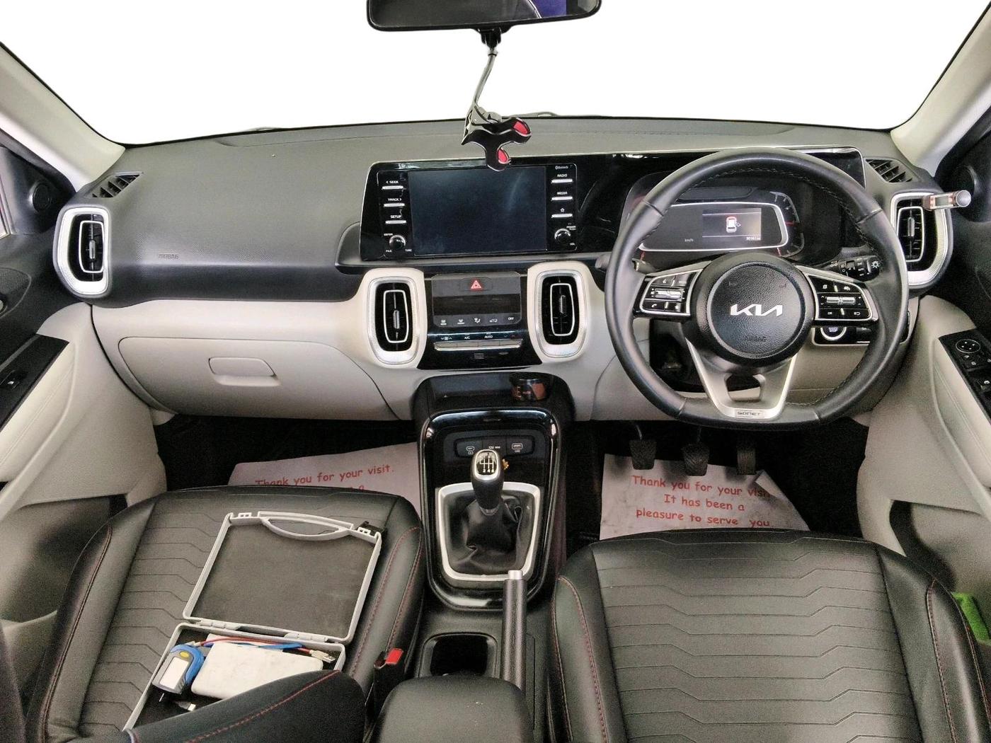 2024 KIA SONET HTX 1.5 DIESEL MT, Diesel, Manual, 30,161 km, interior
