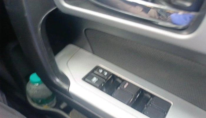 2020 Maruti Vitara Brezza ZXI PLUS, Petrol, Manual, 1,38,444 km, interior