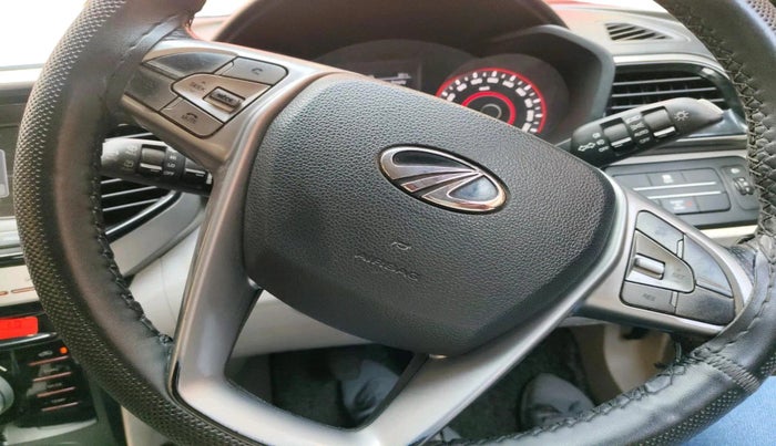 2019 Mahindra XUV300 W8 1.5 DIESEL, Diesel, Manual, 1,04,211 km, interior