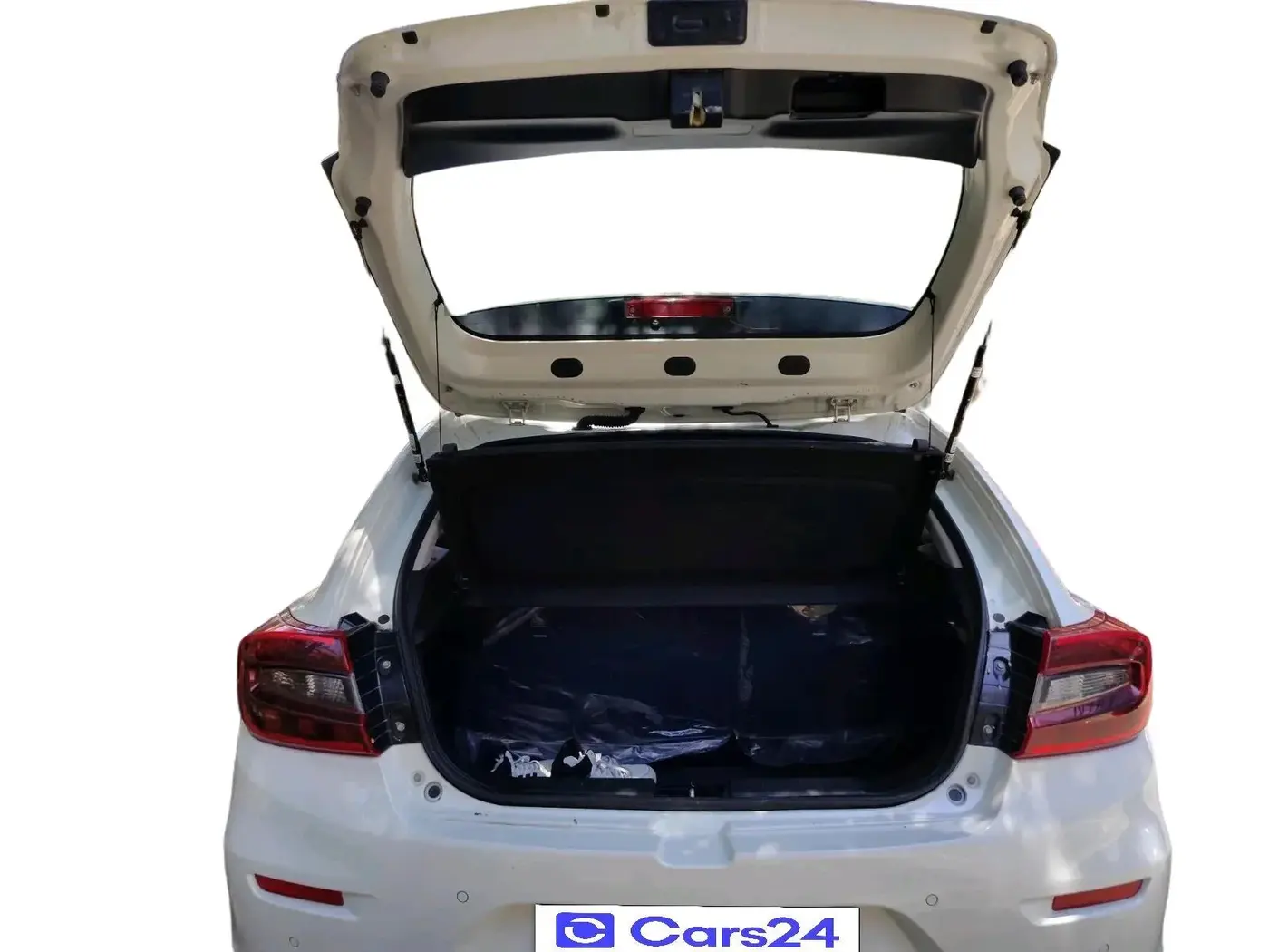 2023 Maruti Baleno ZETA 1.2 AGS, Petrol, Automatic, 8,826 km, exterior