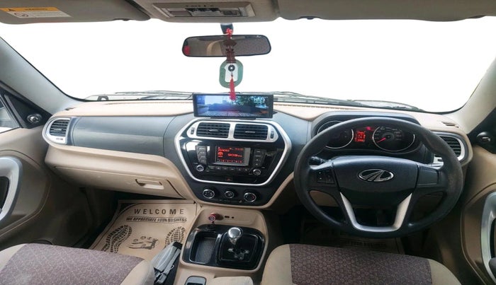 2015 Mahindra TUV300 T8 AMT, Diesel, Automatic, 99,024 km, interior