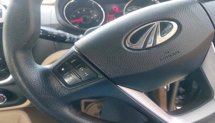 2015 Mahindra TUV300 T8 AMT, Diesel, Automatic, 99,024 km, interior