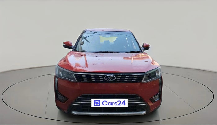 2020 Mahindra XUV300 W8 1.5 DIESEL, Diesel, Manual, 1,05,575 km, exterior