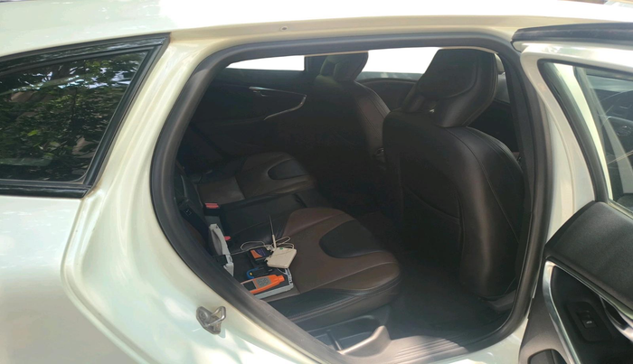 2014 Volvo V40 Cross Country D3, Diesel, Automatic, 57,406 km, interior