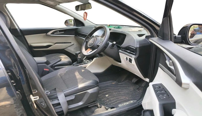 2023 KIA CARENS PRESTIGE PLUS 1.5 PETROL IMT 7 STR, Petrol, Manual, 9,784 km, interior