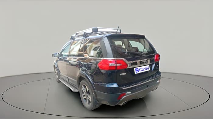 2017 Tata Hexa XT 4X2 7 STR, Diesel, Manual, 1,21,528 km, exterior