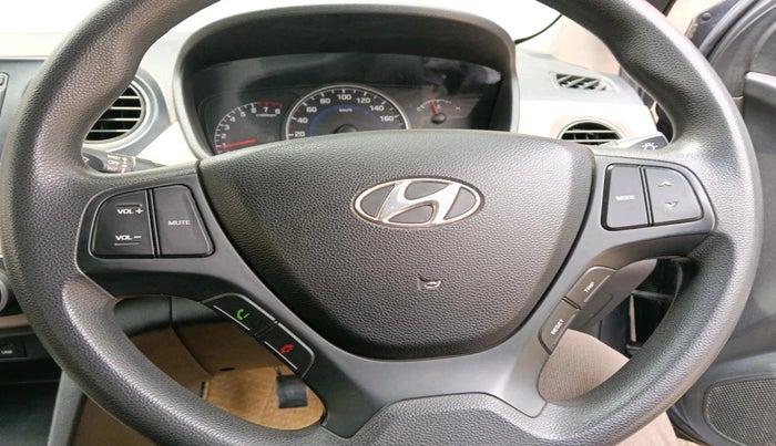 2015 Hyundai Grand i10 SPORTZ 1.2 KAPPA VTVT, Petrol, Manual, 38,000 km, interior