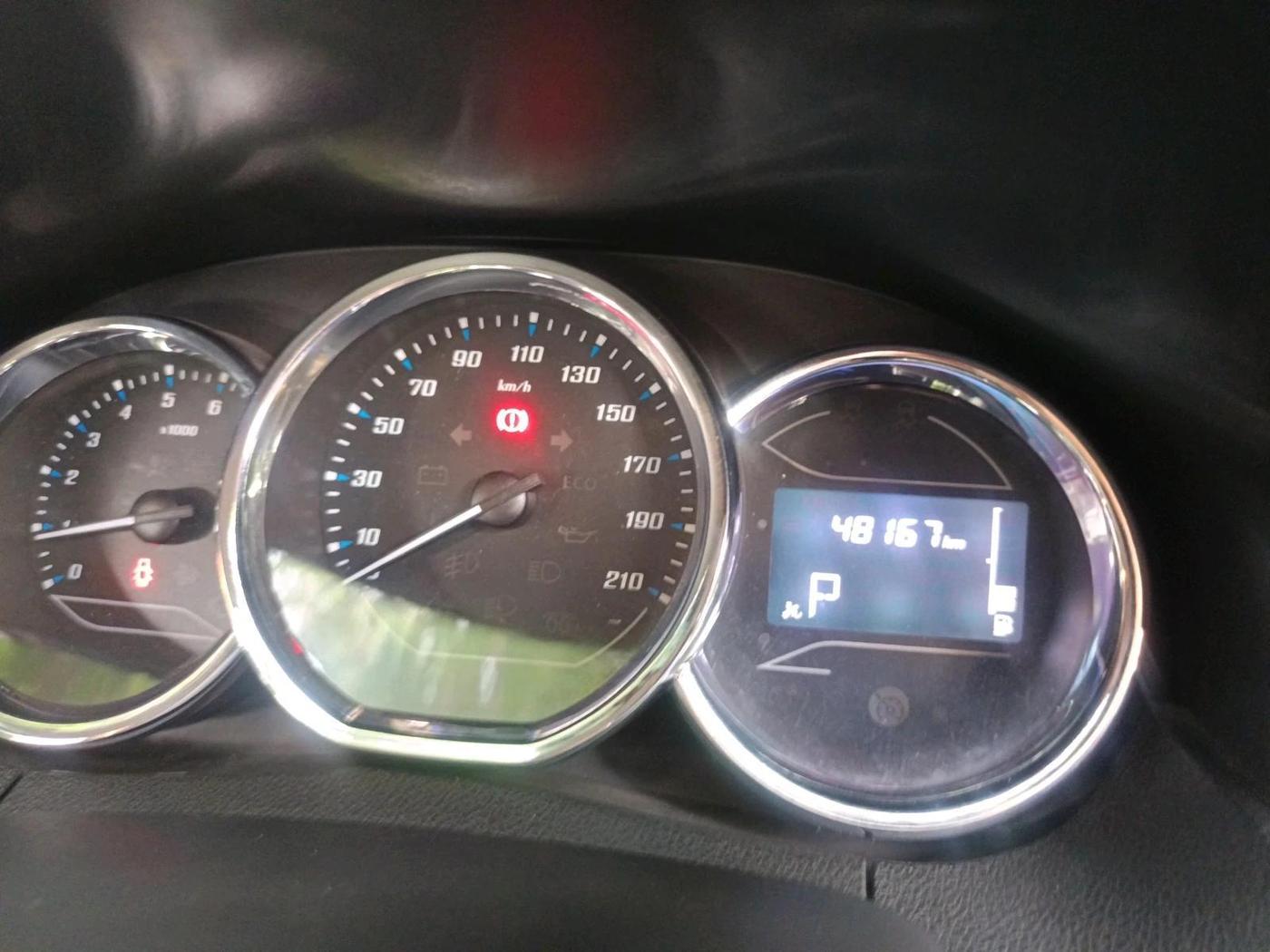 2021 Renault Duster RXZ 1.3 TURBO PETROL CVT, Petrol, Automatic, 48,167 km, interior