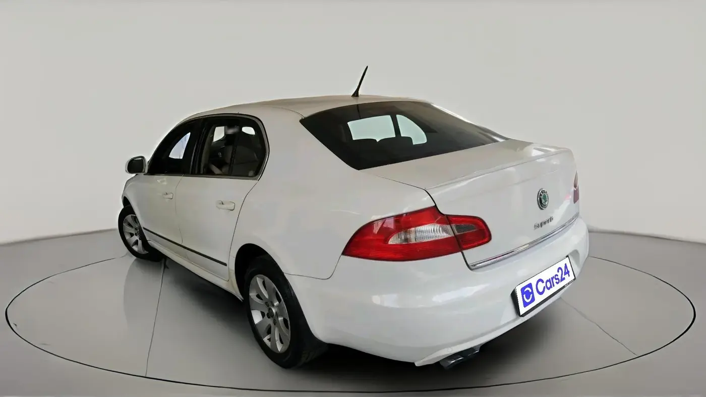 2010 Skoda Superb ELEGANCE 1.8 TSI AT, Petrol, Automatic, 67,636 km, exterior