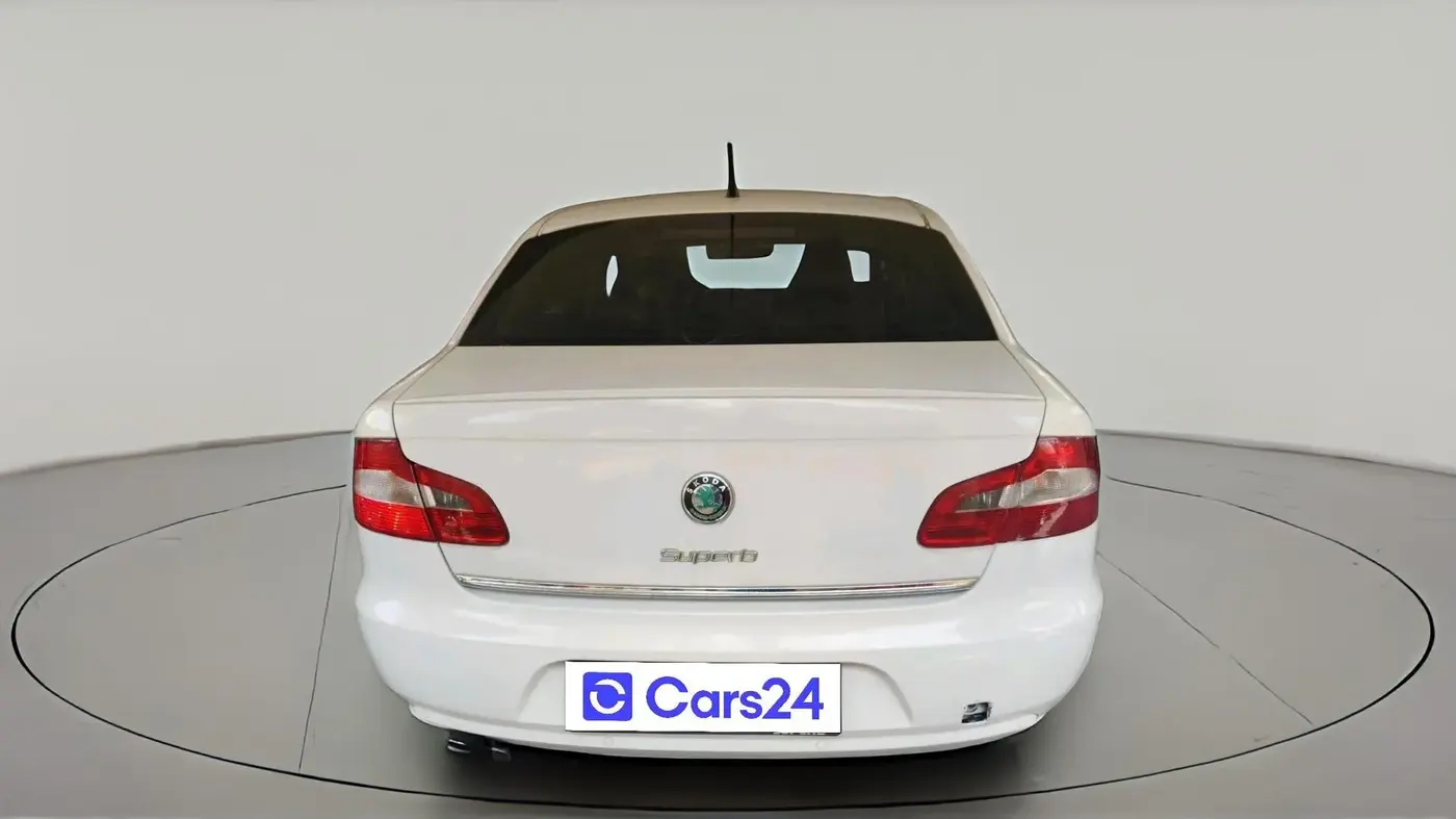 2010 Skoda Superb ELEGANCE 1.8 TSI AT, Petrol, Automatic, 67,636 km, exterior
