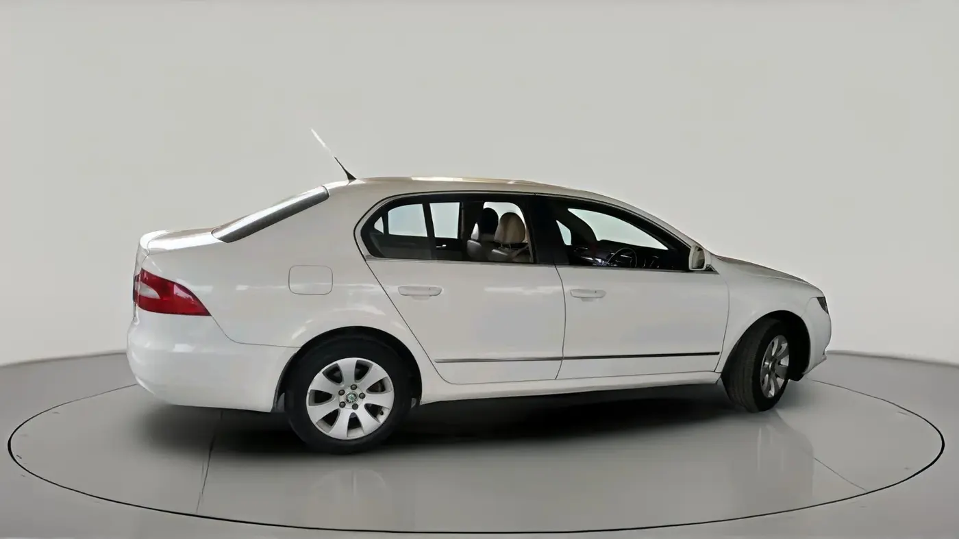 2010 Skoda Superb ELEGANCE 1.8 TSI AT, Petrol, Automatic, 67,636 km, exterior