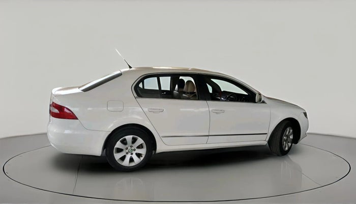2010 Skoda Superb ELEGANCE 1.8 TSI AT, Petrol, Automatic, 67,636 km, exterior