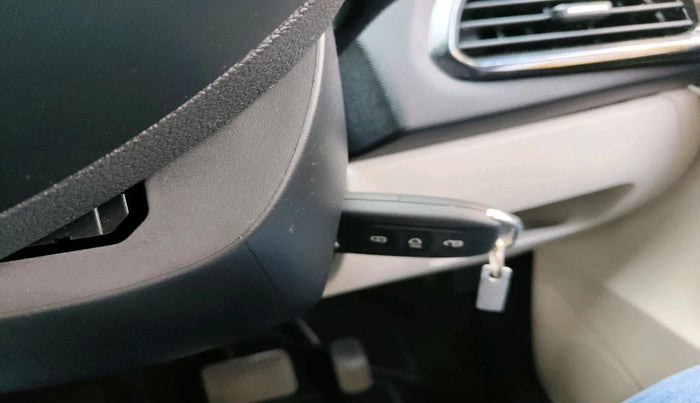 2024 Tata Tiago XZA PLUS PETROL, Petrol, Automatic, 4,129 km, interior