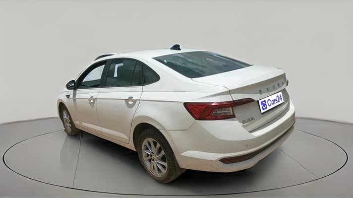 2022 Skoda SLAVIA AMBITION 1.0L TSI MT, Petrol, Manual, 62,300 km, exterior