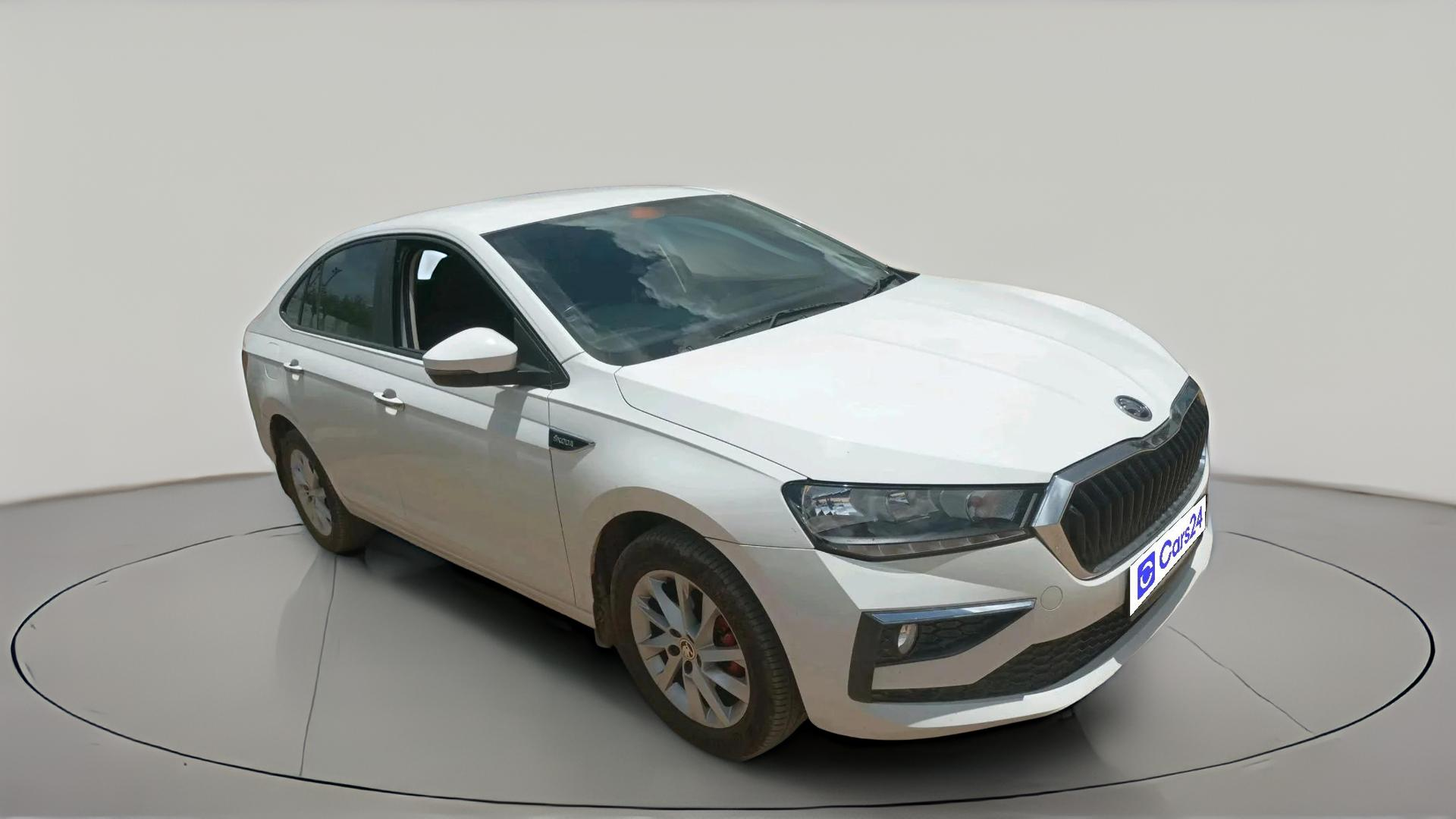 2022 Skoda SLAVIA AMBITION 1.0L TSI MT