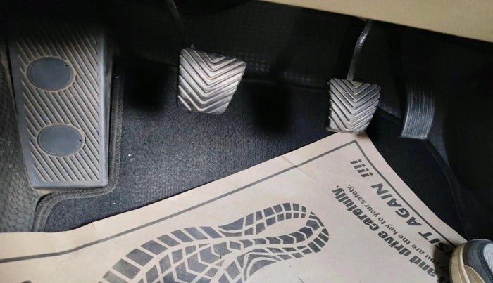 2015 Hyundai Verna FLUIDIC 4S 1.6 VTVT S(O), Petrol, Manual, 67,010 km, interior