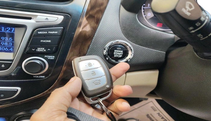 2015 Hyundai Verna FLUIDIC 4S 1.6 VTVT S(O), Petrol, Manual, 67,010 km, interior