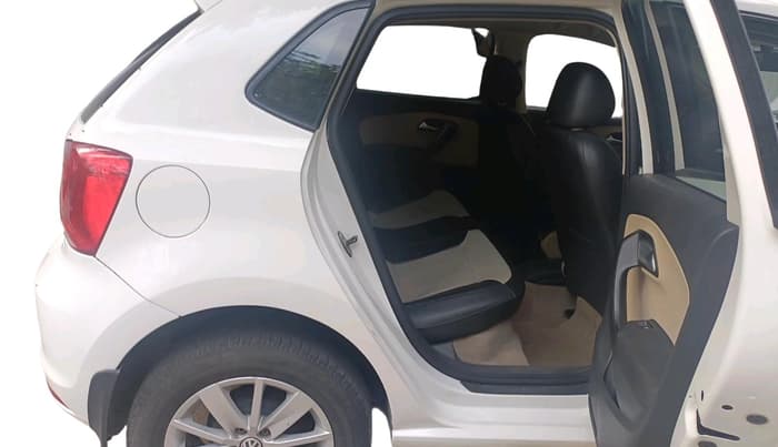 2014 Volkswagen Polo HIGHLINE1.2L, Petrol, Manual, 53,170 km, interior