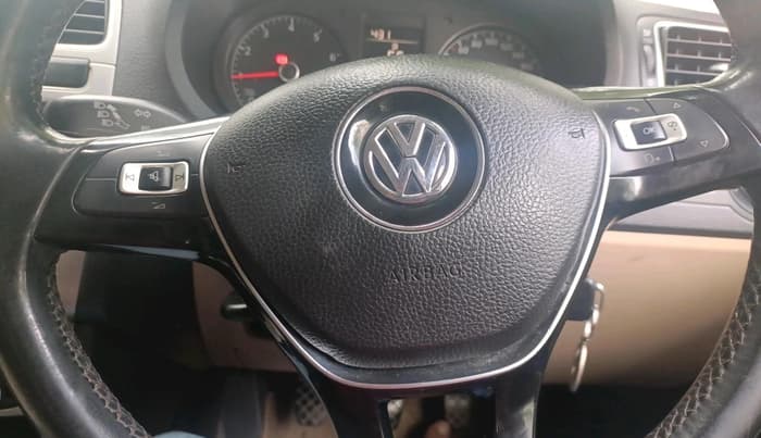 2014 Volkswagen Polo HIGHLINE1.2L, Petrol, Manual, 53,170 km, interior