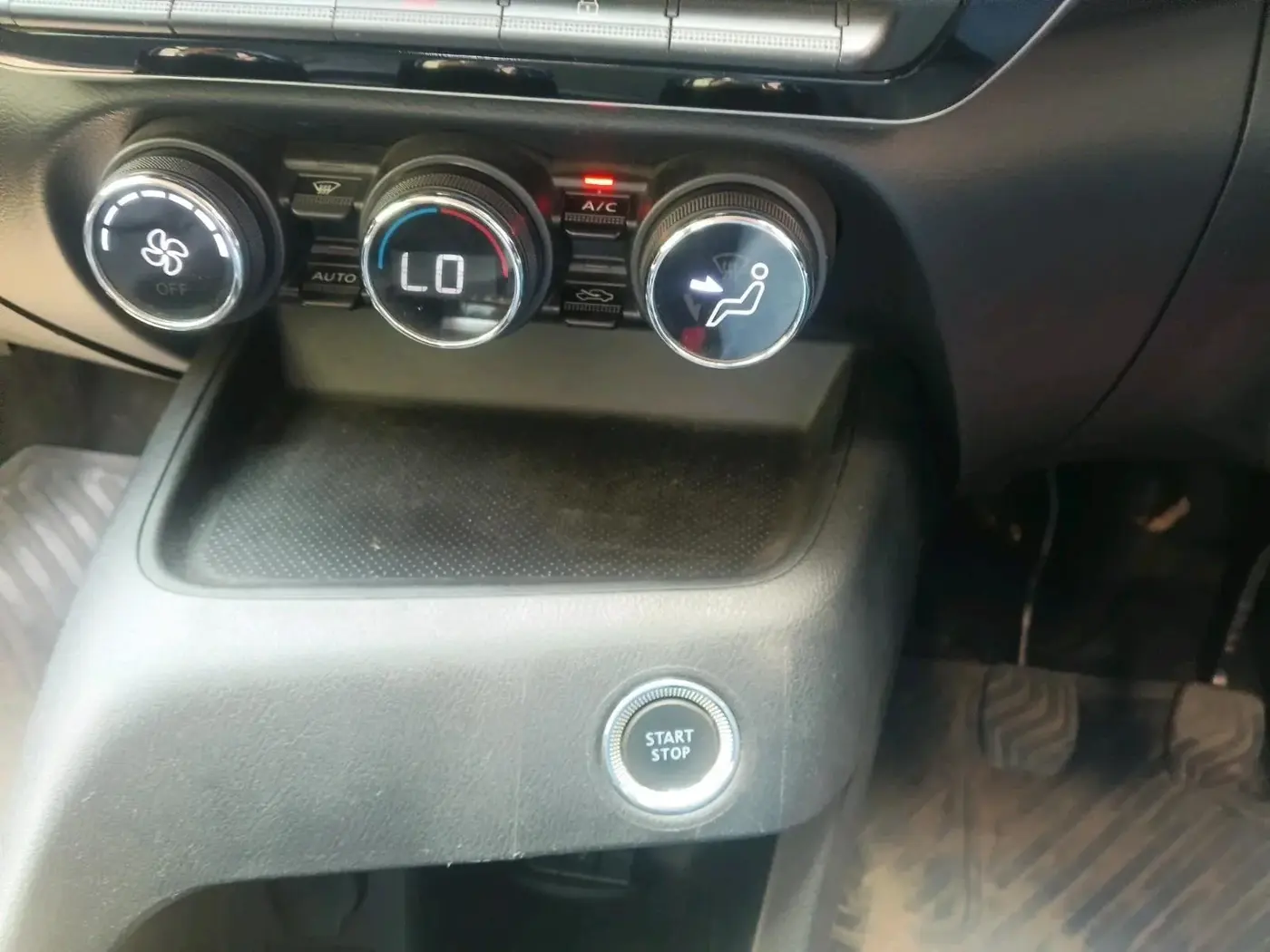 2023 Nissan MAGNITE XV PREMIUM TURBO, Petrol, Manual, 48,381 km, interior