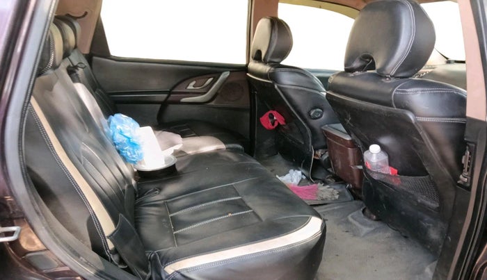 2012 Mahindra XUV500 W8, Diesel, Manual, 1,44,448 km, interior
