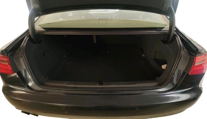 2013 Audi A6 2.0 TDI PREMIUM, Diesel, Automatic, 1,15,096 km, exterior