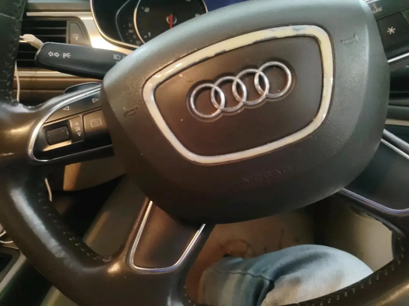 2013 Audi A6 2.0 TDI PREMIUM, Diesel, Automatic, 1,15,096 km, interior