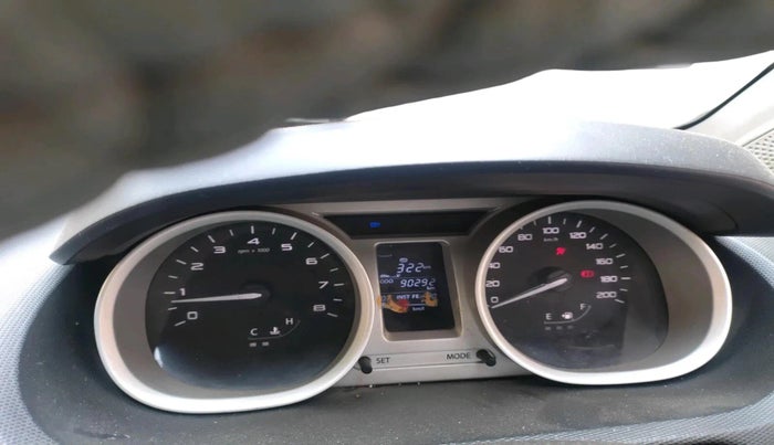 2017 Tata Tiago XZ PETROL, Petrol, Manual, 90,292 km, interior