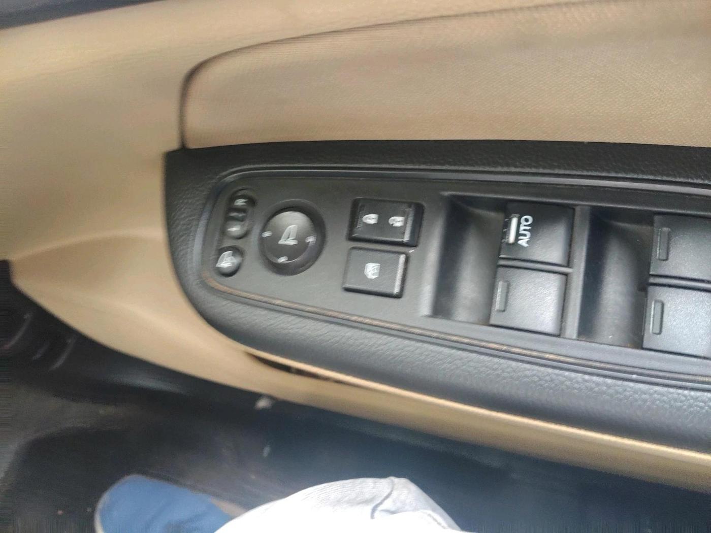 2021 Honda Amaze 1.2L I-VTEC VX CVT, Petrol, Automatic, 82,164 km, interior