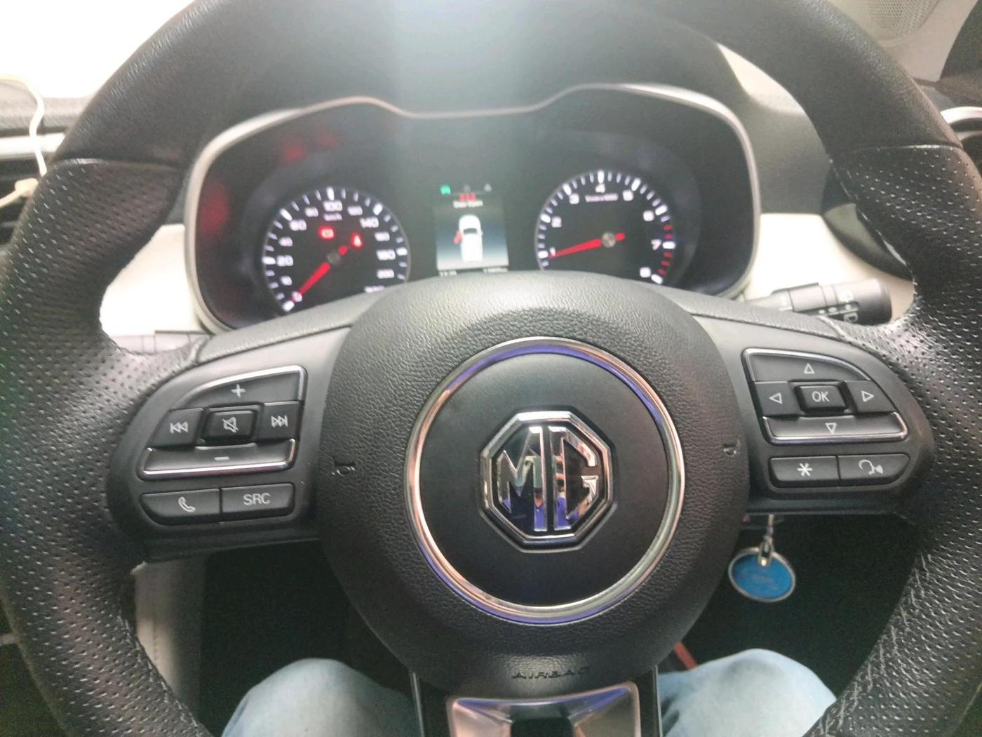 2023 MG ASTOR SUPER 1.5 MT, Petrol, Manual, 13,805 km, interior