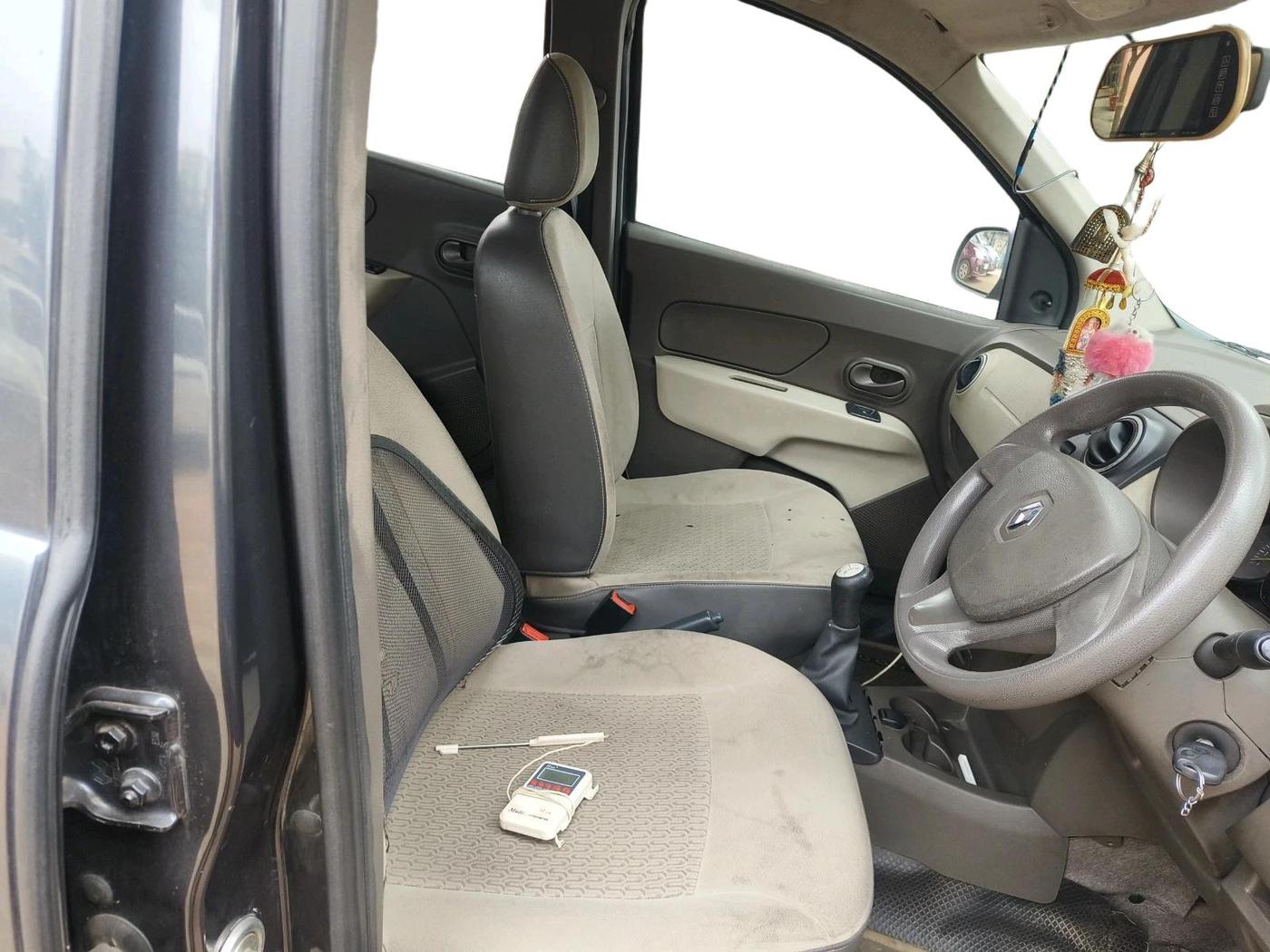2015 Renault Lodgy 85 PS RXE 8 STR, Diesel, Manual, 64,000 km, interior