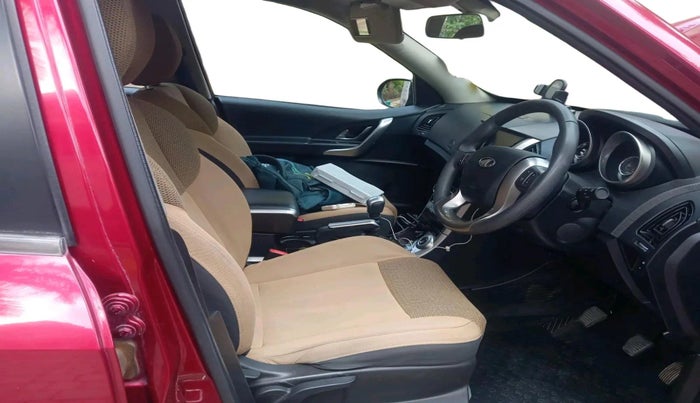 2018 Mahindra XUV500 W7, Diesel, Manual, 58,272 km, interior