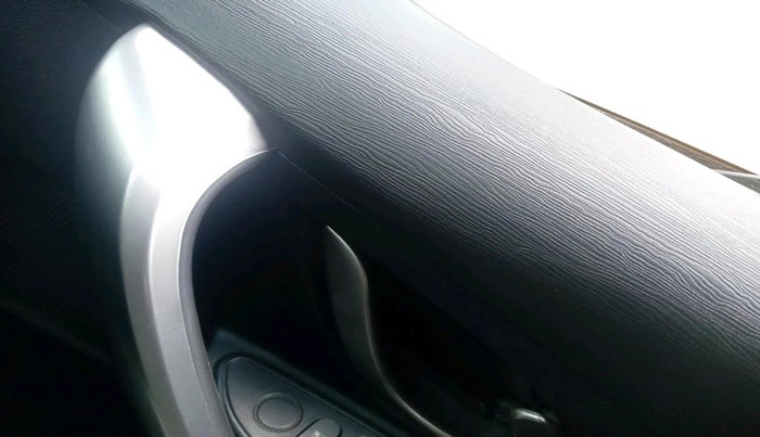 2018 Mahindra XUV500 W7, Diesel, Manual, 58,272 km, interior