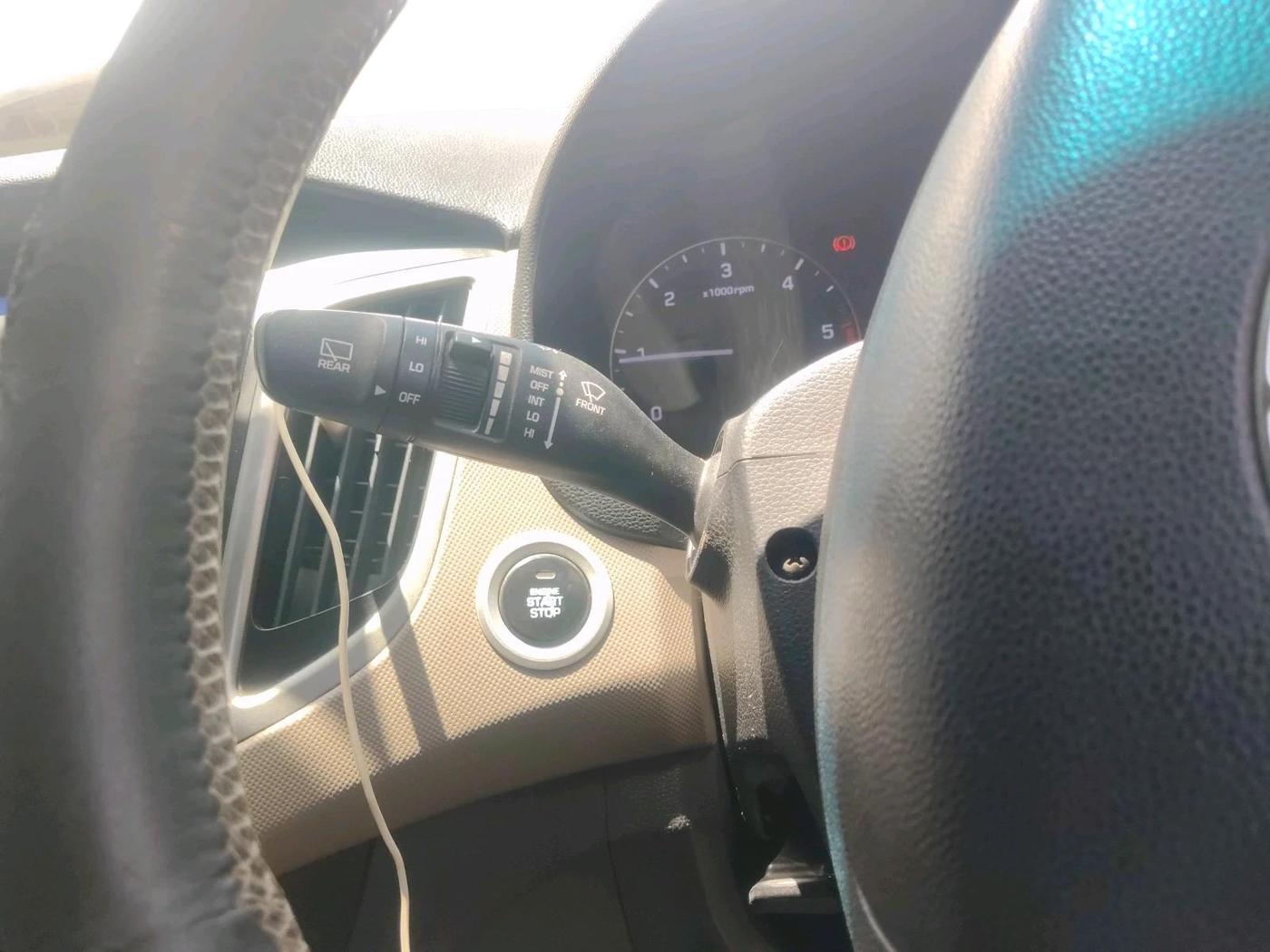 2015 Hyundai Creta SX PLUS AT 1.6 DIESEL, Diesel, Automatic, 1,19,252 km, interior