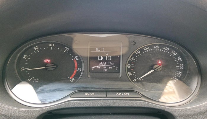 2019 Skoda Rapid STYLE 1.6 MPI, Petrol, Manual, 64,000 km, interior