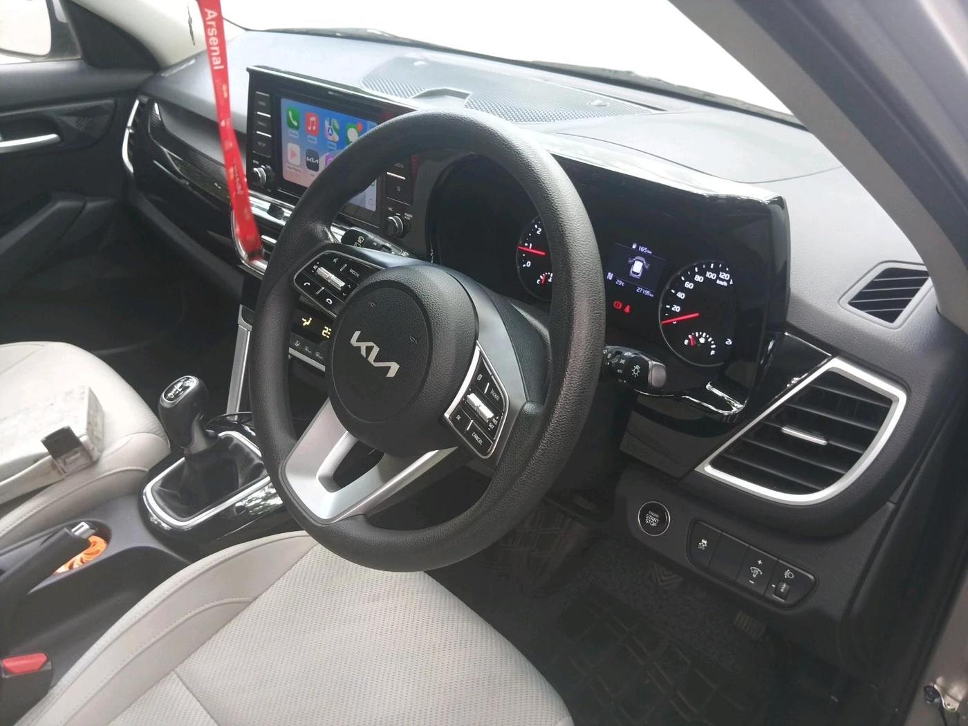 2022 KIA SELTOS HTK PLUS 1.5 IMT, Petrol, Manual, 27,195 km, interior