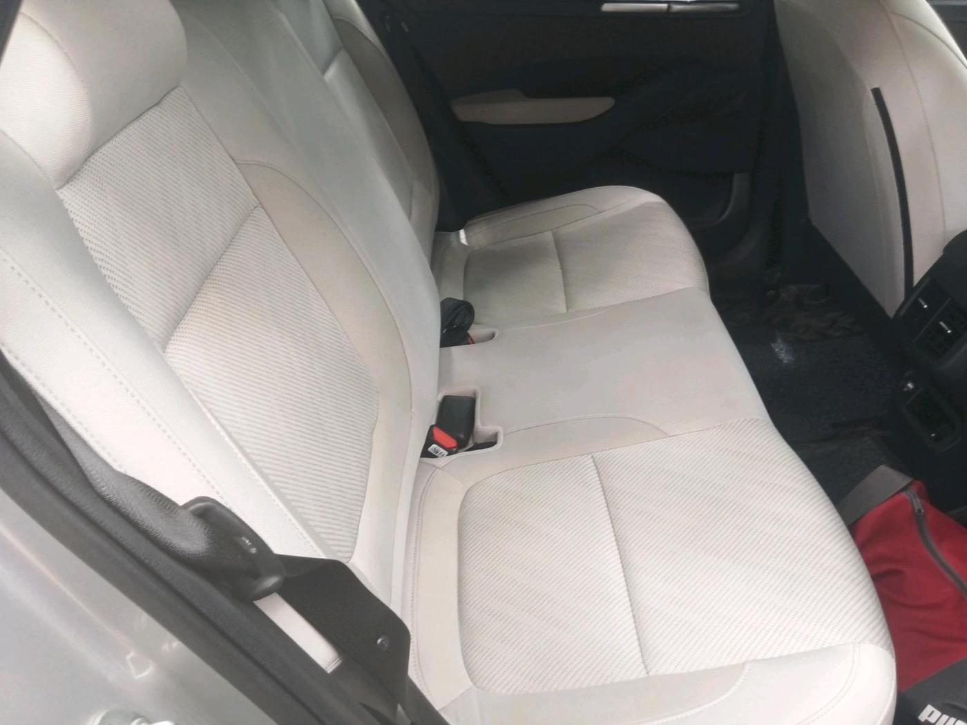 2022 KIA SELTOS HTK PLUS 1.5 IMT, Petrol, Manual, 27,195 km, interior