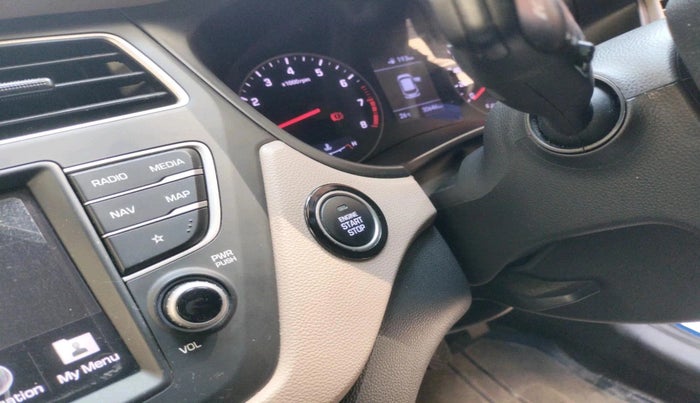 2018 Hyundai Elite i20 ASTA 1.2 (O), Petrol, Manual, 30,646 km, interior