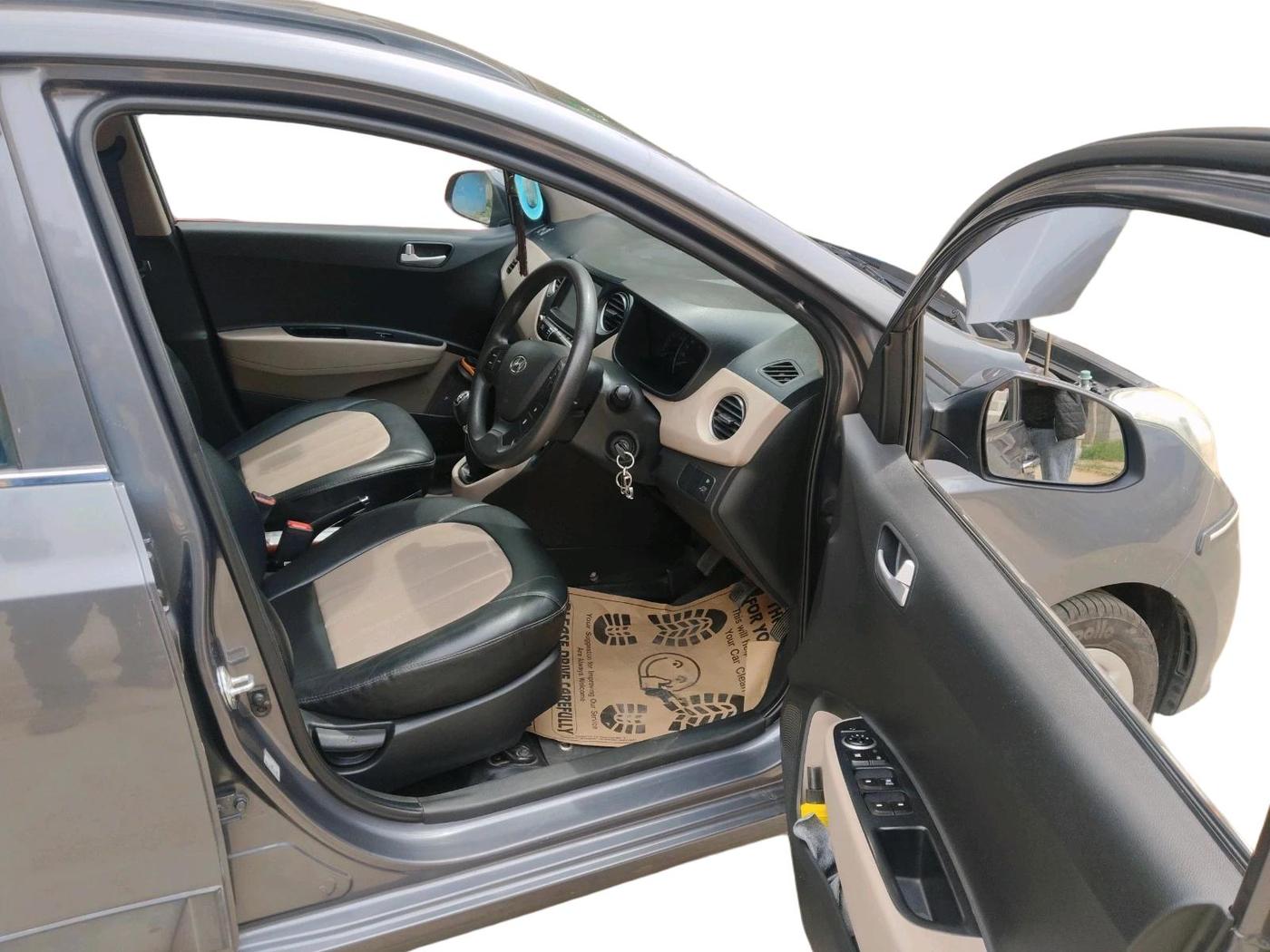 2018 Hyundai Grand i10 SPORTZ 1.2 KAPPA VTVT, Petrol, Manual, 38,737 km, interior