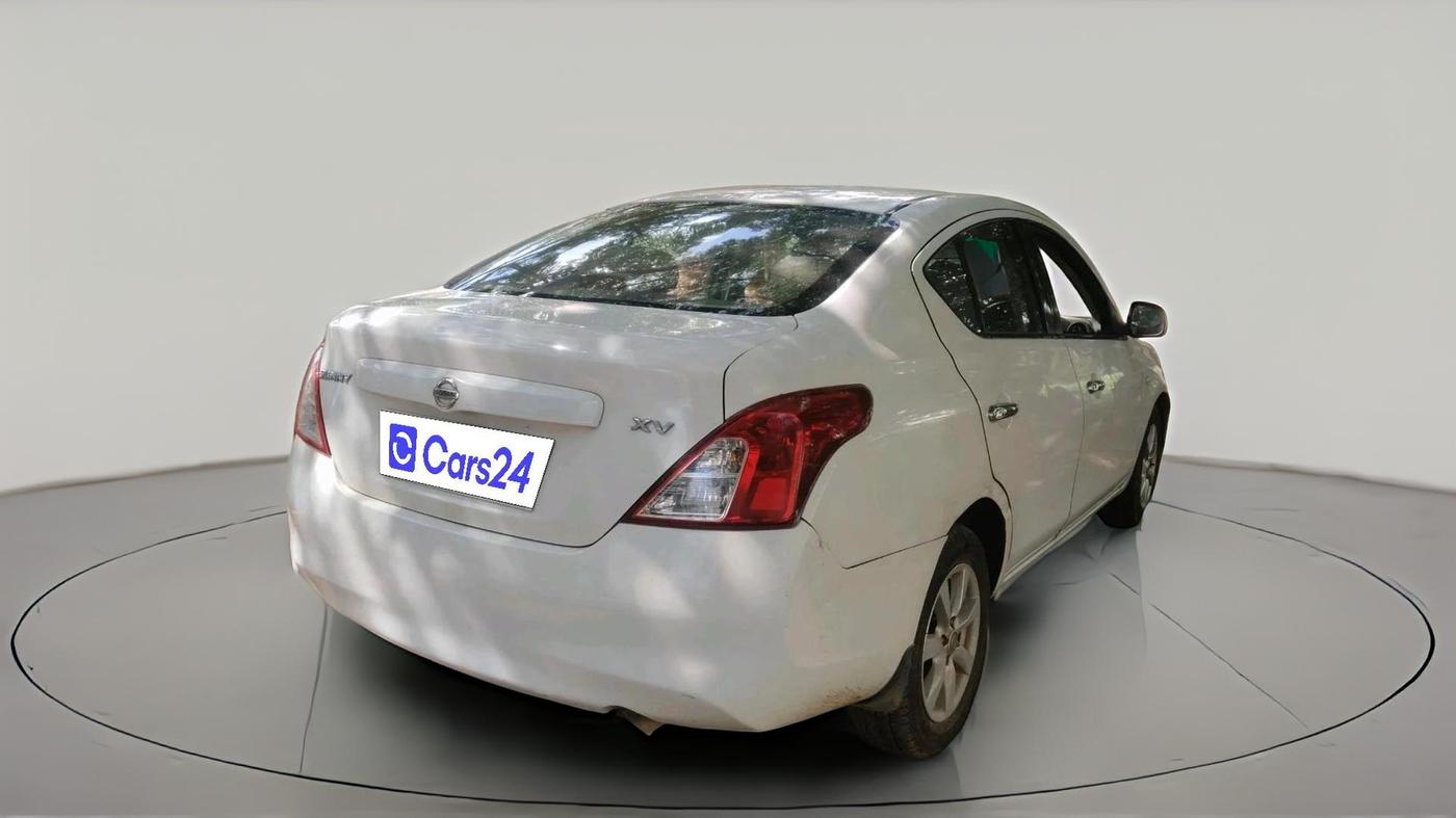 2011 Nissan Sunny XV PETROL, Petrol, Manual, 1,21,965 km, exterior