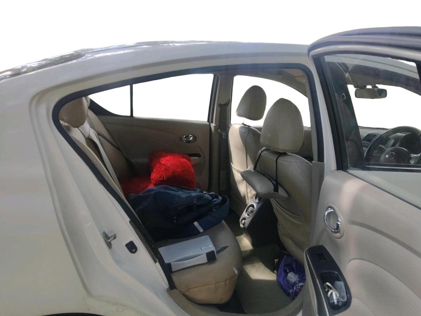 2011 Nissan Sunny XV PETROL, Petrol, Manual, 1,21,965 km, interior