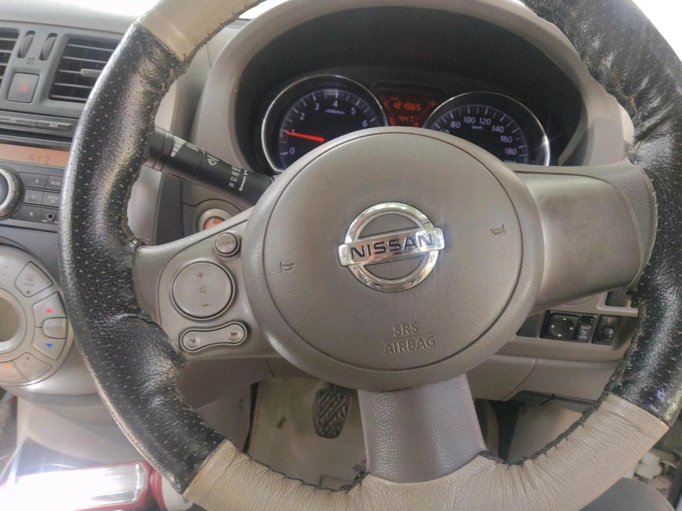 2011 Nissan Sunny XV PETROL, Petrol, Manual, 1,21,965 km, interior