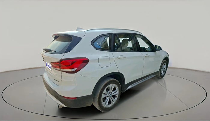 2022 BMW X1 sDrive20i xLine, Petrol, Automatic, 32,853 km, exterior