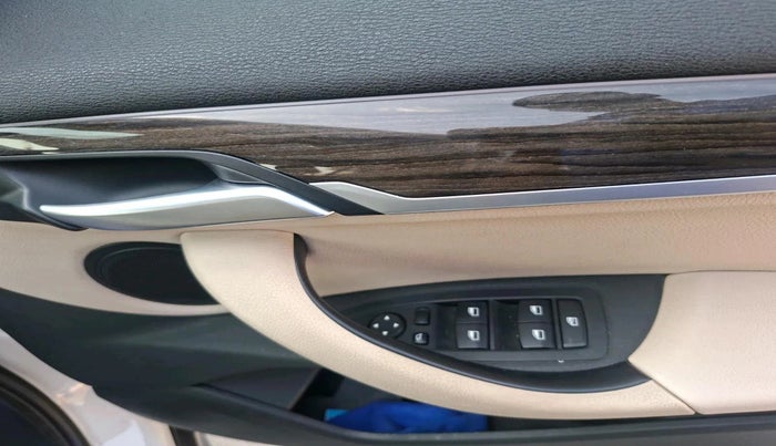 2022 BMW X1 sDrive20i xLine, Petrol, Automatic, 32,853 km, interior