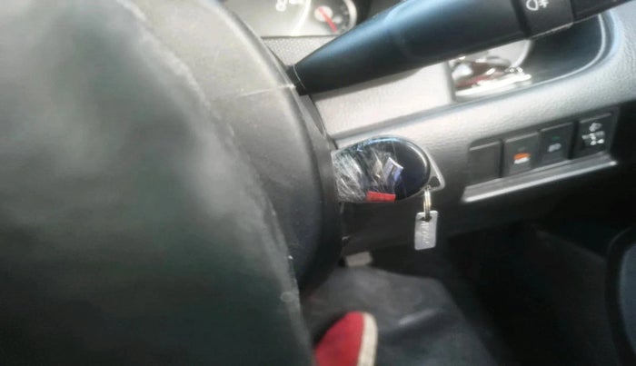 2013 Maruti Swift VXI, Petrol, Manual, 29,618 km, interior