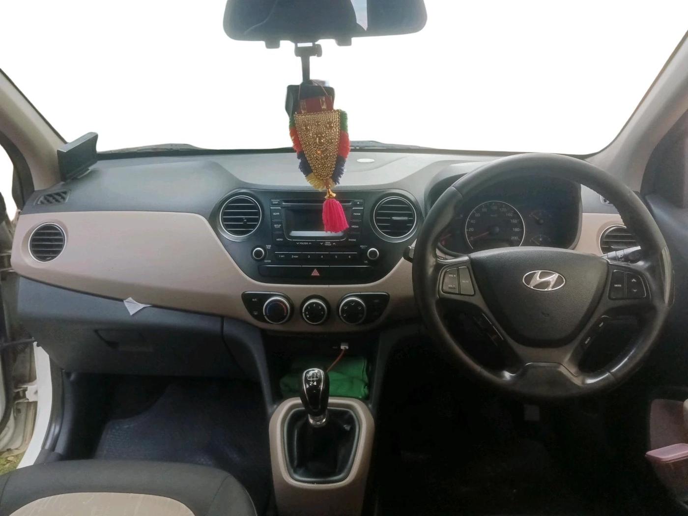 2014 Hyundai Grand i10 ASTA 1.1 CRDI, Diesel, Manual, 1,01,498 km, interior