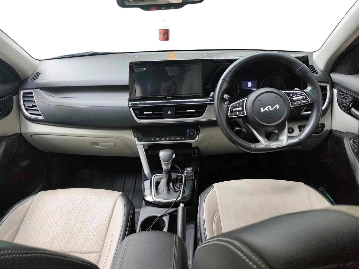 2022 KIA SELTOS  HTX IVT G, Petrol, Automatic, 10,604 km, interior