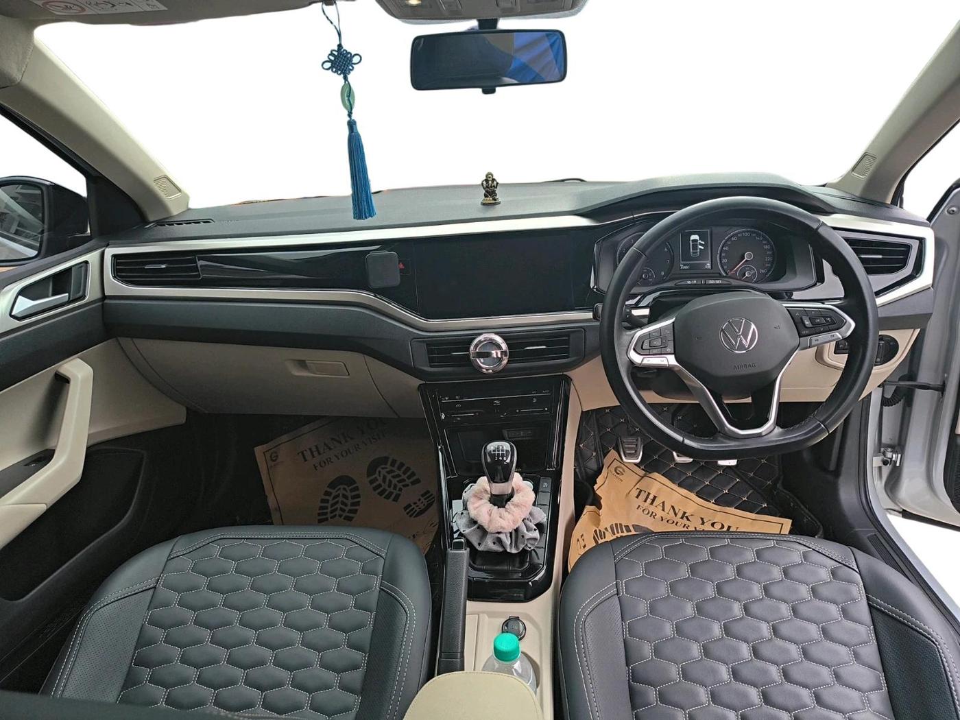 2023 Volkswagen VIRTUS HIGHLINE TSI 1.0 MT, Petrol, Manual, 35,931 km, interior