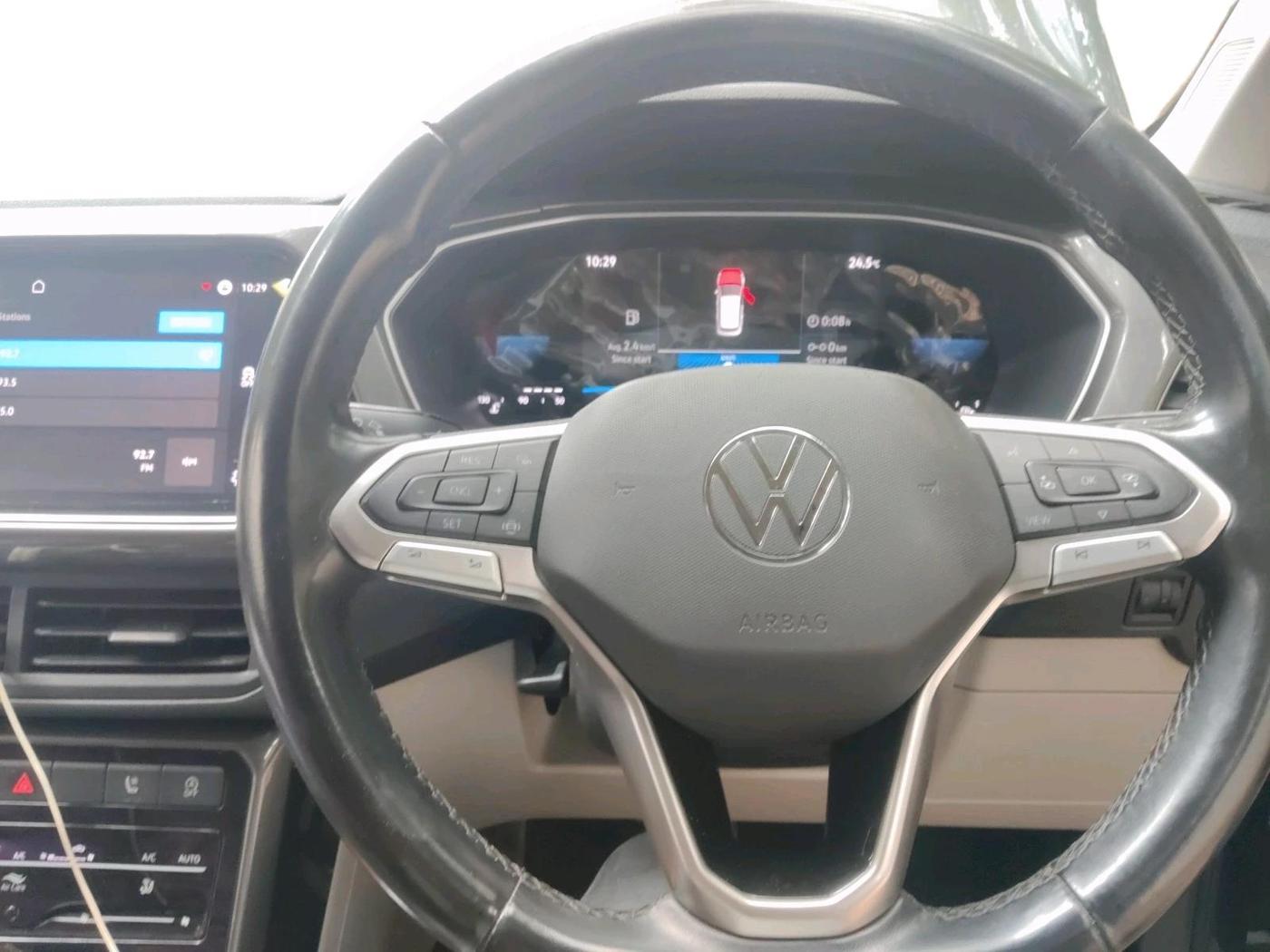 2023 Volkswagen TAIGUN TOPLINE 1.0 TSI AT, Petrol, Automatic, 44,214 km, interior
