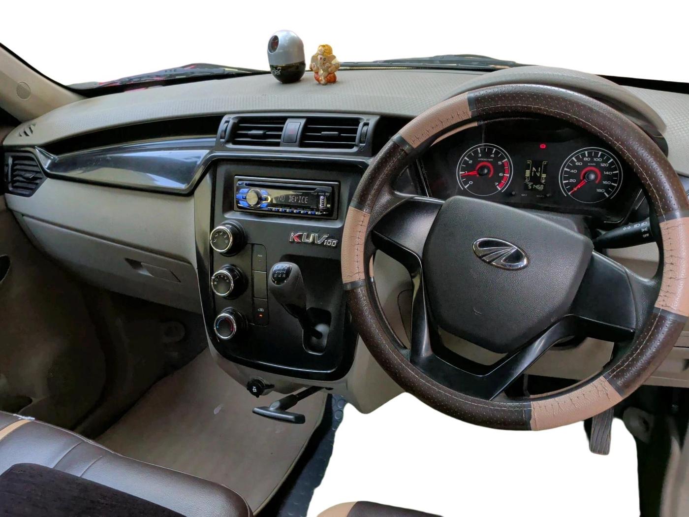 2017 Mahindra Kuv100 K4 6 STR, Petrol, Manual, 51,468 km, interior